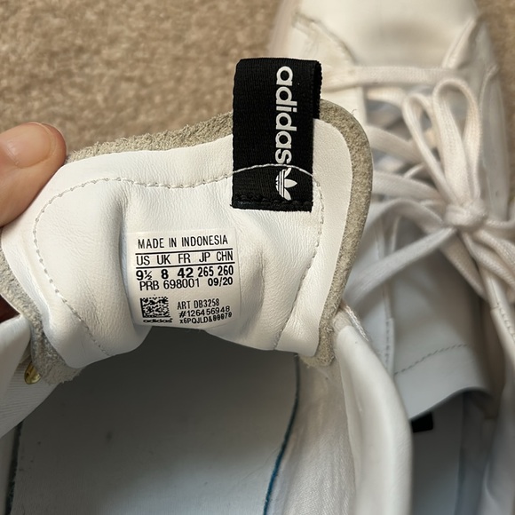 ADIDAS - Picture 5 of 5